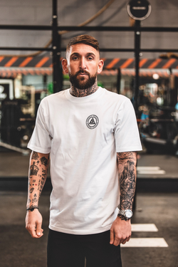 MENS WHITE OVERSIZED "ALPINE CREATORS CLUB" T-SHIRT