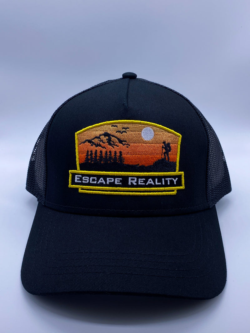 BLACK "HIKER" TRUCKER CAP